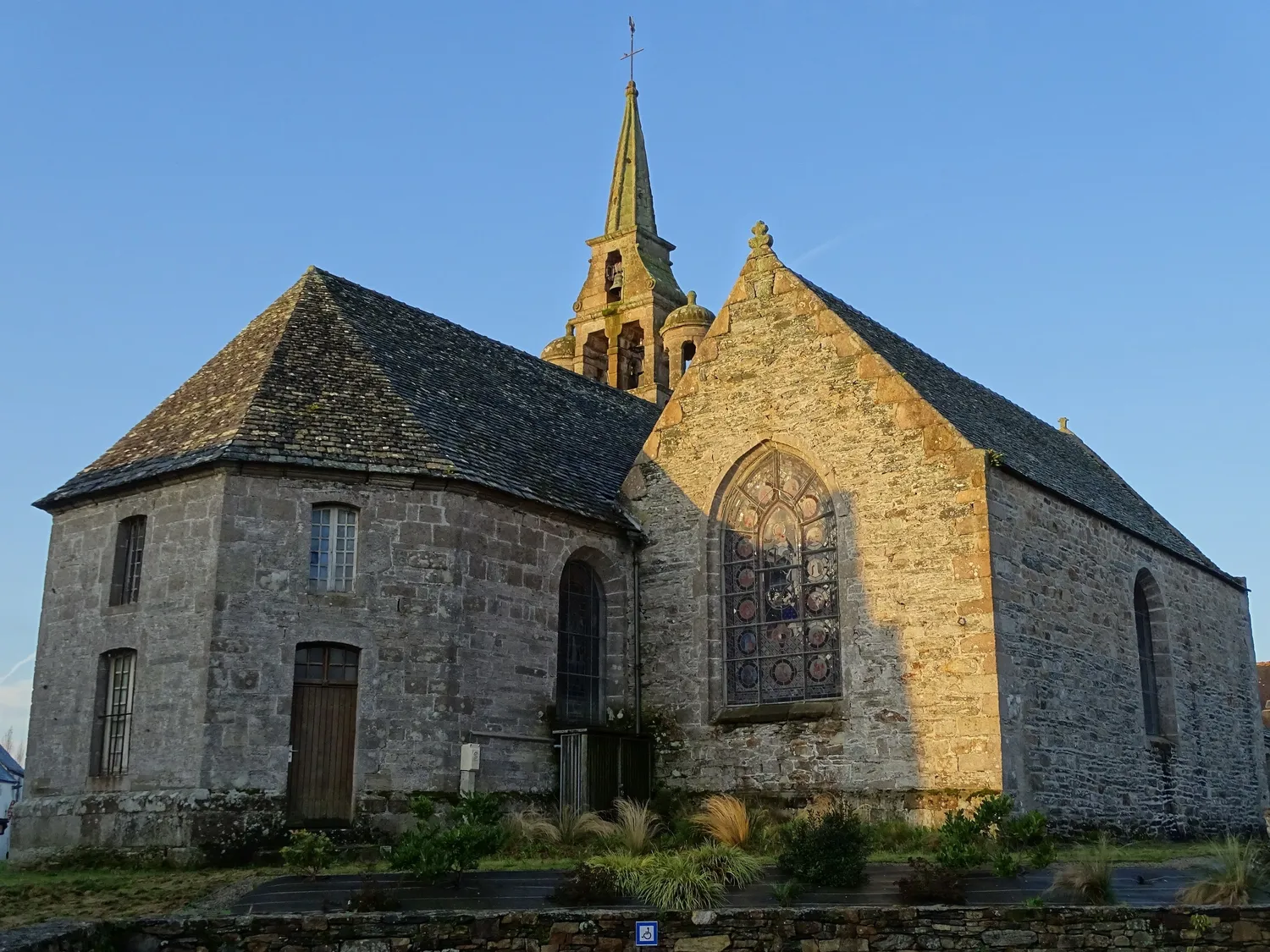 Image qui illustre: Visite libre de l'Église Saint-Pierre, à Guimaëc à Guimaëc - 0