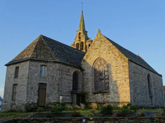 Image qui illustre: Visite libre de l'Église Saint-Pierre, à Guimaëc