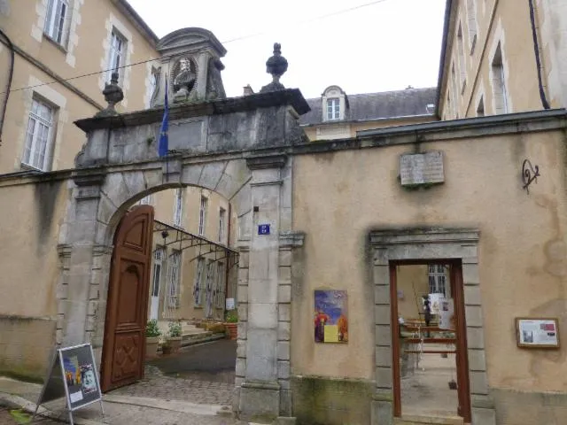 Image qui illustre: Musée De L'avallonnais Jean Després