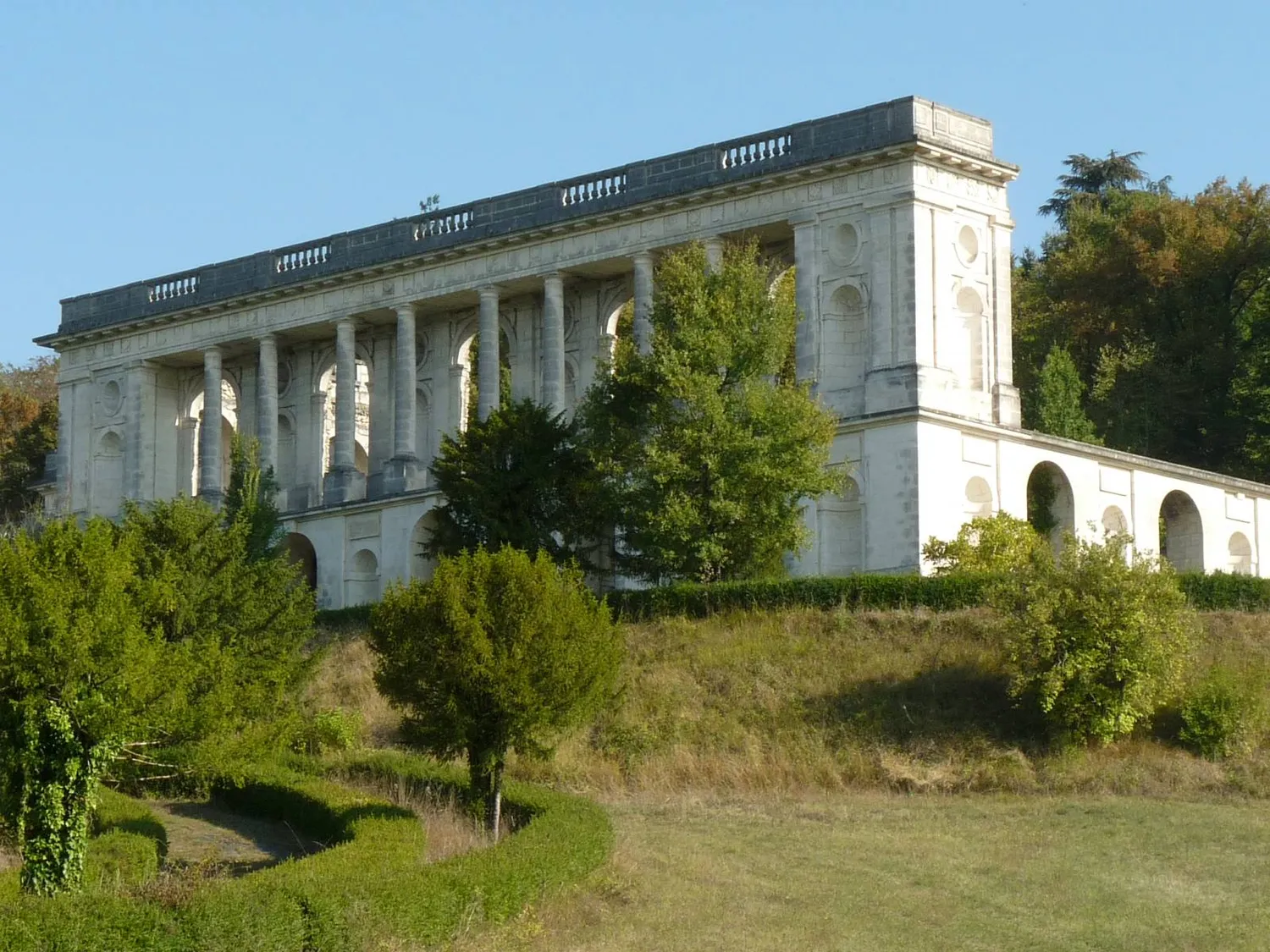 Image qui illustre: Château de la Mercerie à Magnac-Lavalette-Villars - 0