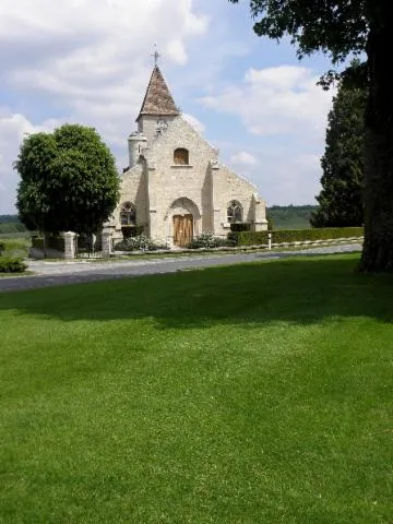 Image qui illustre: Eglise Saint-etienne De Belleau