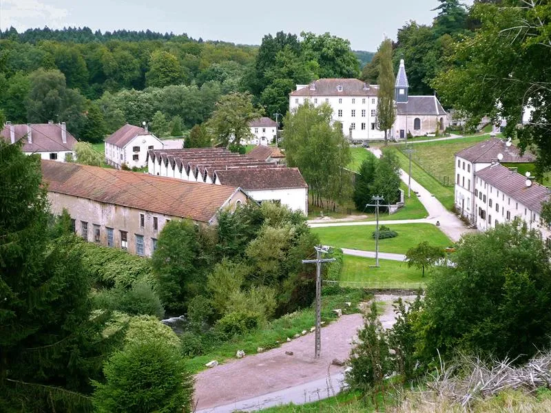 Image qui illustre: Visite De La Manufacture Royale à La Vôge-les-Bains - 0
