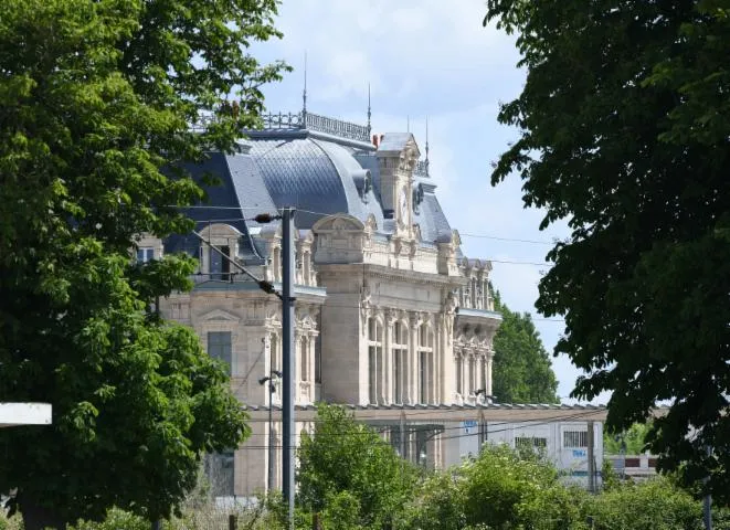 Image qui illustre: Visite guidée : La Station