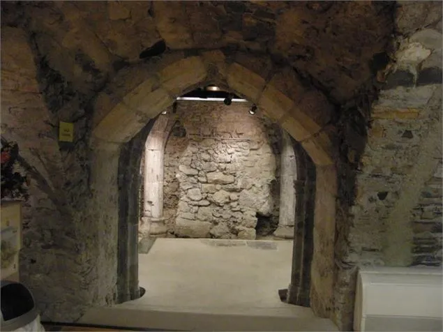 Image qui illustre: Caveau Des Augustins à Saint-Pierre-d'Albigny - 0