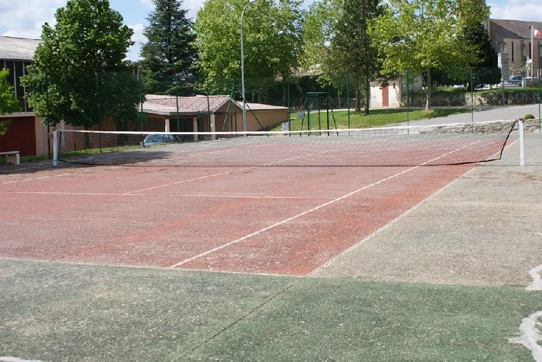Image qui illustre: Tennis Lévignac De Guyenne à Lévignac-de-Guyenne - 1