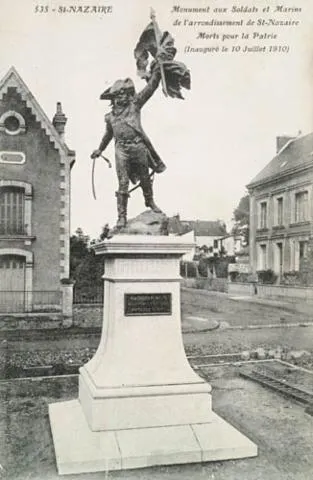 Image qui illustre: Monument Au soldats et Marins de St NAZAIRE