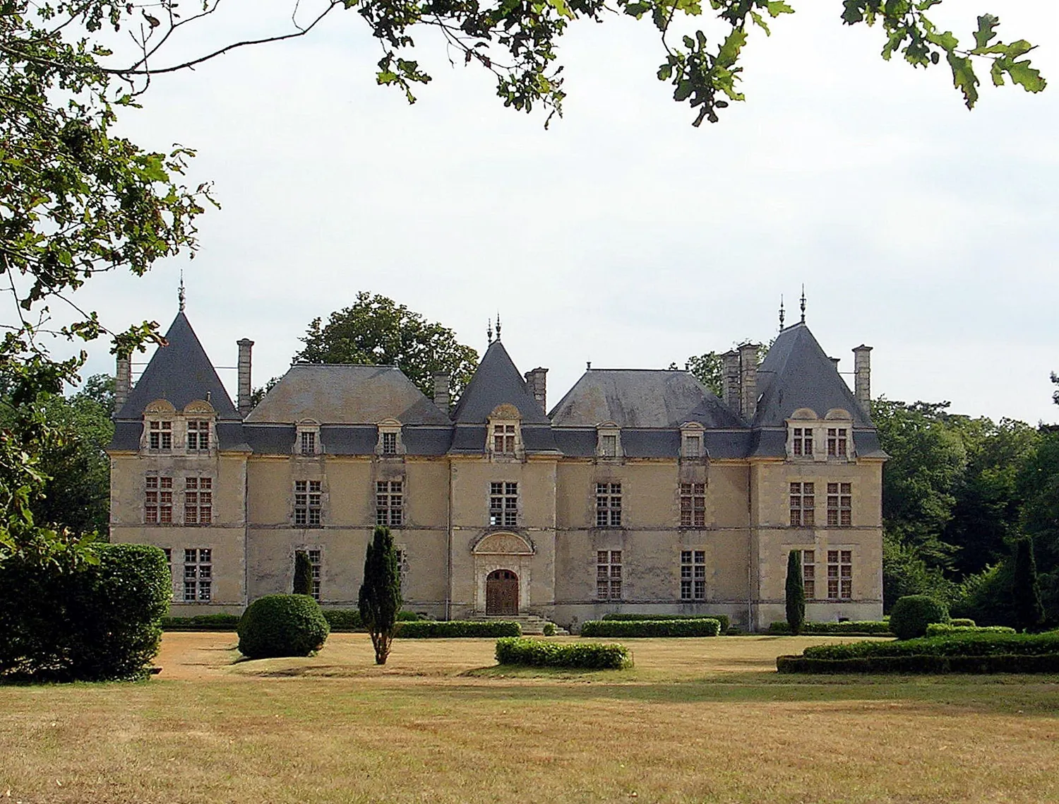 Image qui illustre: Château De Ravignan à Perquie - 1