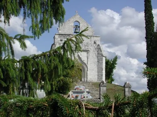 Image qui illustre: Bernac, À Une Encablure De La Dordogne