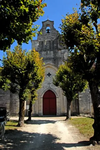Image qui illustre: Eglise Saint-pierre De Marestay