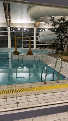 Image qui illustre: Piscine Du Lido Tomblaine