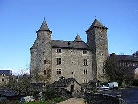 Image qui illustre: Visite Guidée Du Château De Saint Saturnin -&nbsp;office De Tourisme De L'aubrac Aux Gorges Du Tarn