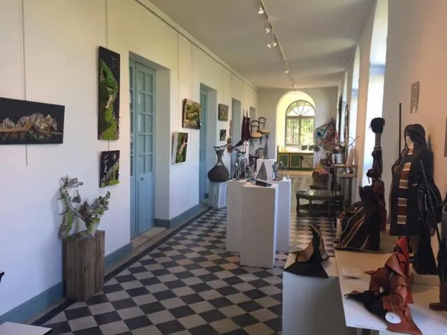 Image qui illustre: Galerie Associative d'Art et Métiers d'Art