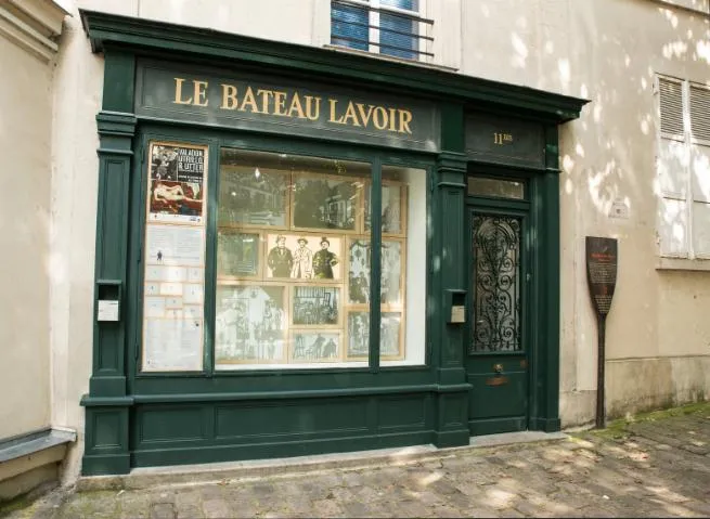 Image qui illustre: Le Bateau-Lavoir
