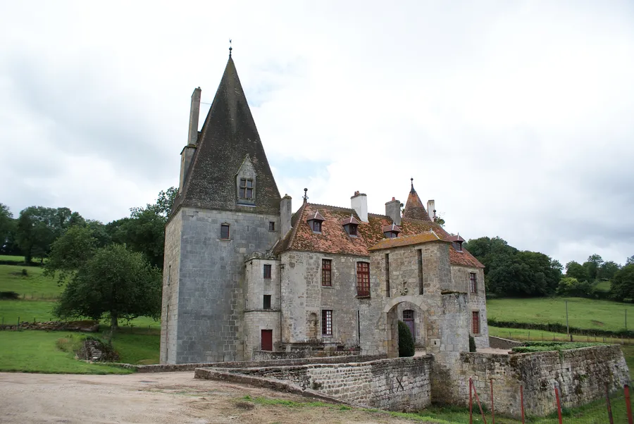 Image du carousel qui illustre: Château De Morlet à Morlet