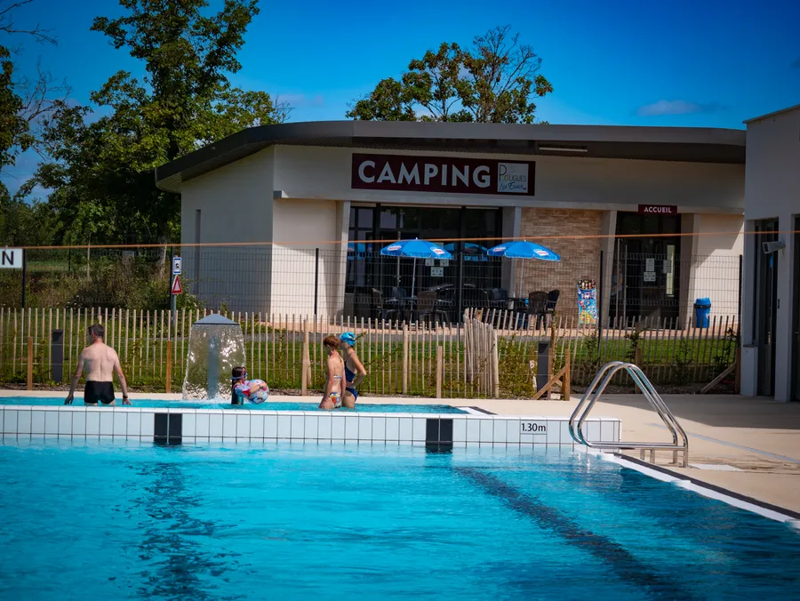 Image du carousel qui illustre: Piscine Municipale De Pougues-les-eaux à Pougues-les-Eaux