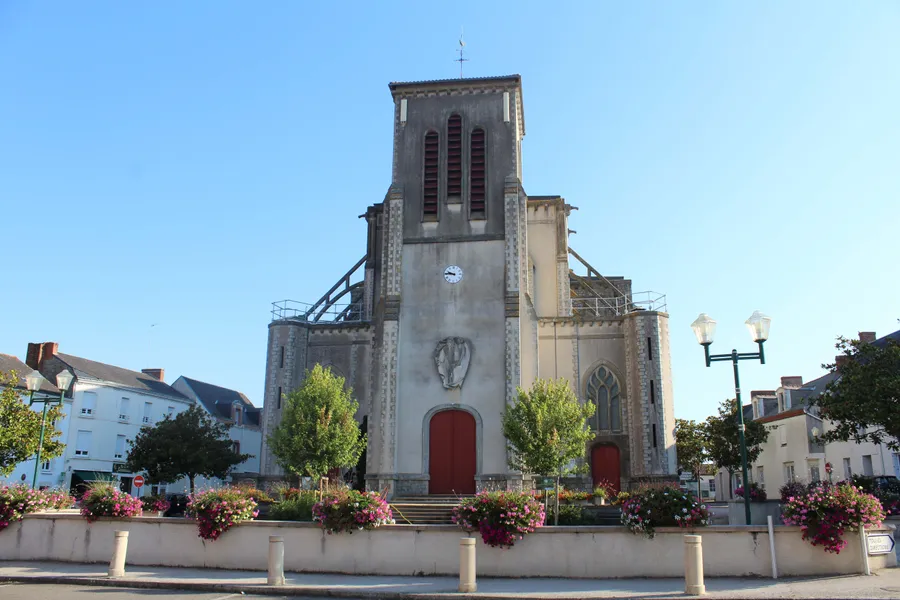 Image du carousel qui illustre: Eglise Saint-pierre-aux-liens à Frossay