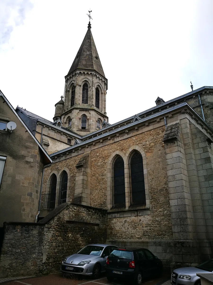 Image du carousel qui illustre: Église Saint-Pierre et Saint-Paul à Guéret