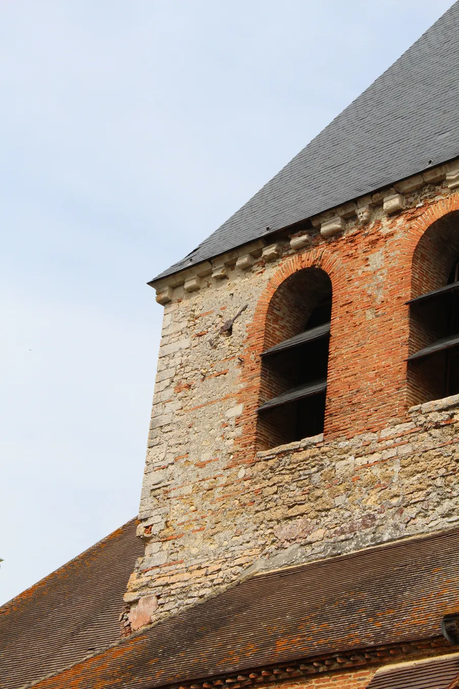 Image du carousel qui illustre: Découvrez avec un guide une église exceptionnellement ouverte au public à Mesnil-Saint-Père