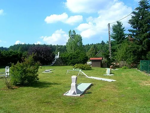 Image du carousel qui illustre: Mini-golf à Grandfontaine