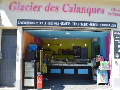 Image du carousel qui illustre: Glacier Des Calanques à Marseille