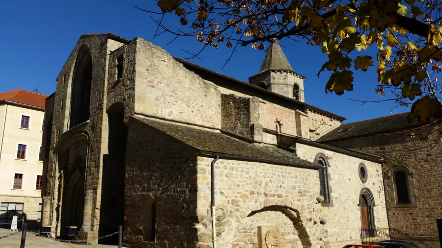 Image du carousel qui illustre: Eglise Saint-gervais Saint-protais à Langogne