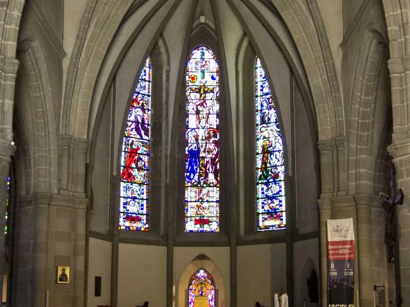 Image du carousel qui illustre: Église Abbatiale Sainte-croix à Bouzonville