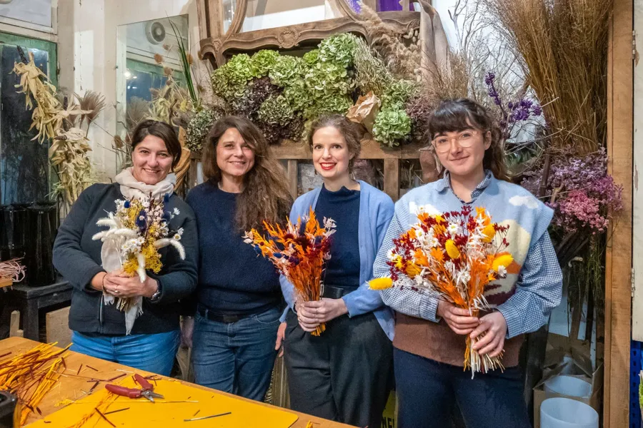 Image du carousel qui illustre: Réalisez votre bouquet de fleurs séchées à Paris