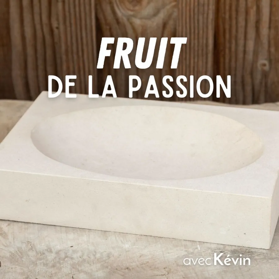 Image du carousel qui illustre: Réalisez votre corbeille à fruits en pierre taillée à Fronsac