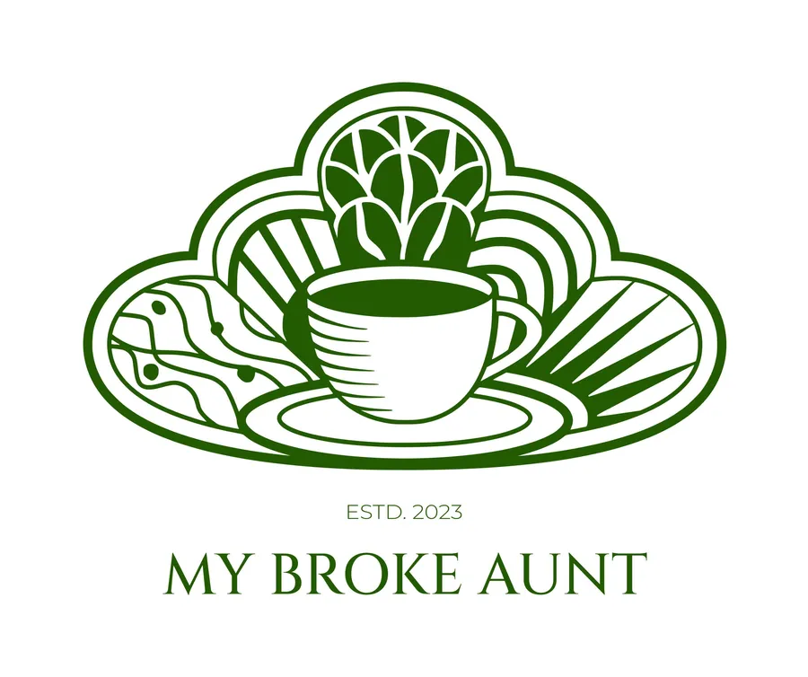 Image du carousel qui illustre: My Broke Aunt à Amiens