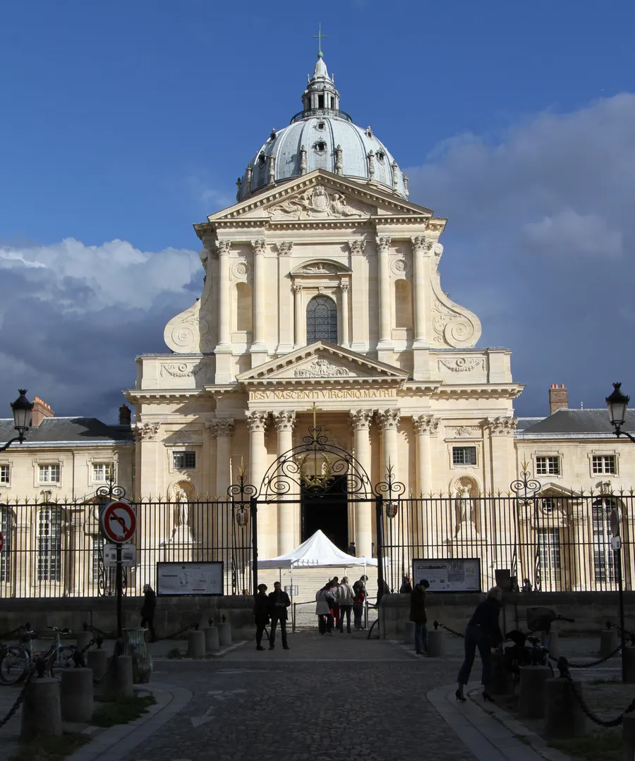 Image du carousel qui illustre: Abbaye Royale Du Val-de-grâce Et Musée Du Service De Santé Des Armées à Paris