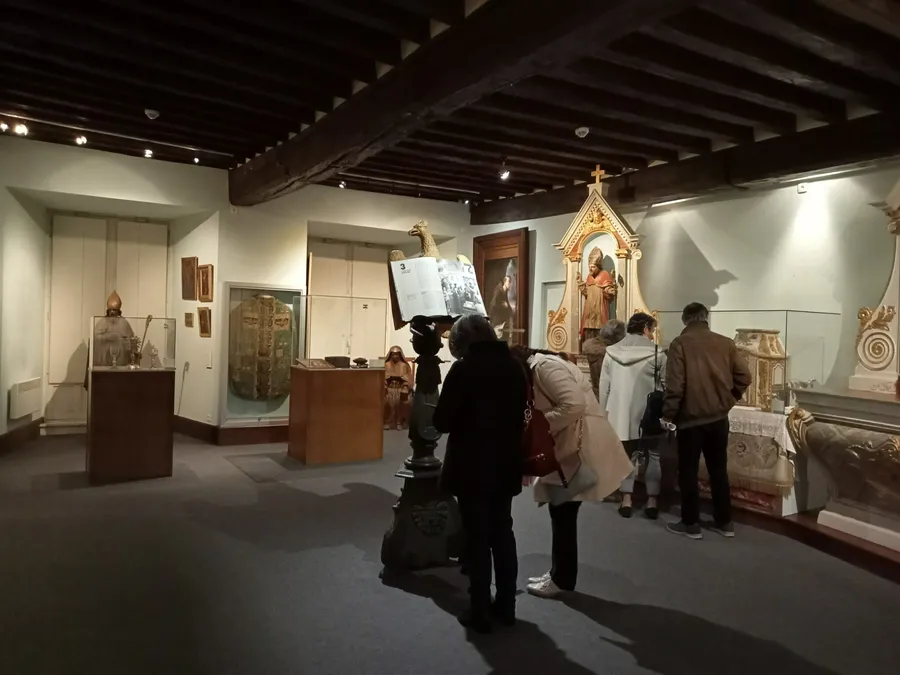 Image du carousel qui illustre: Visite guidée des collections à Sées