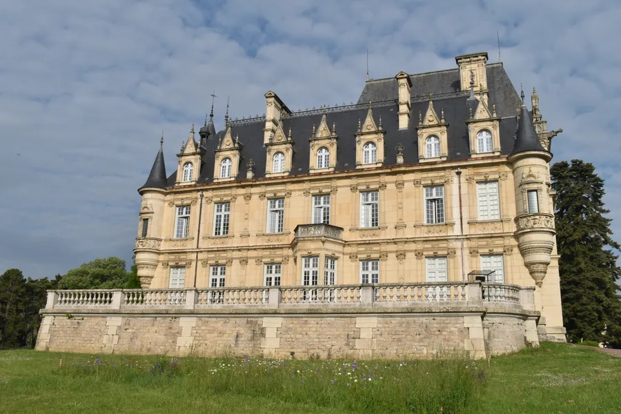 Image du carousel qui illustre: Visite guidée du château de Brochon à Brochon