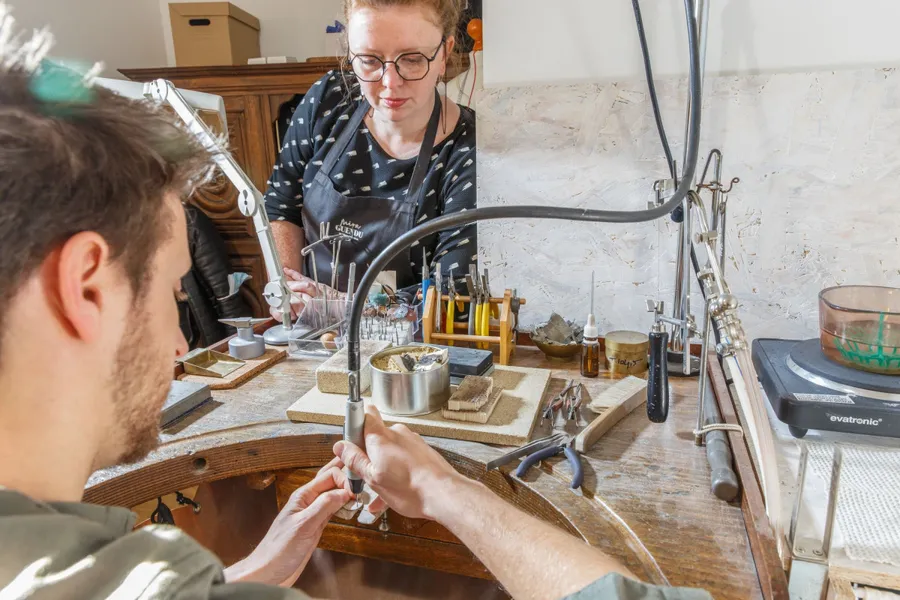 Image du carousel qui illustre: Fabriquez votre bague ou vos boucles d'oreilles à Québriac