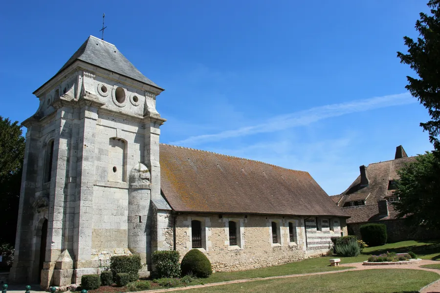 Image du carousel qui illustre: Visite guidée de l'église à Autheuil-Authouillet