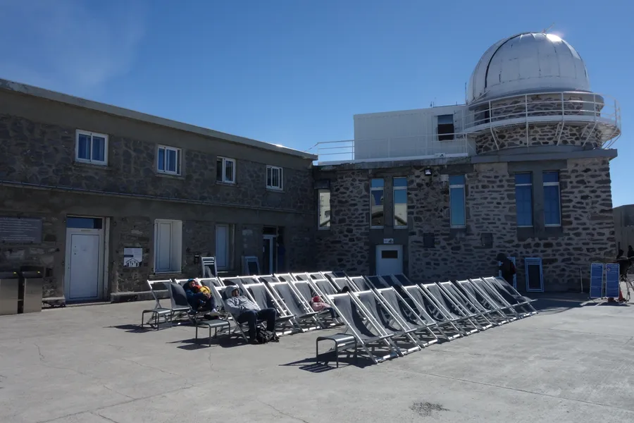 Image du carousel qui illustre: Visite guidée de l'observatoire par des astronomes à Bagnères-de-Bigorre