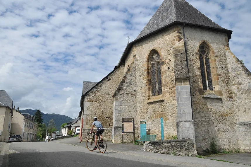 Image du carousel qui illustre: La Boucle Col D'aubisque - Col Du Soulor À Vélo à Louvie-Juzon