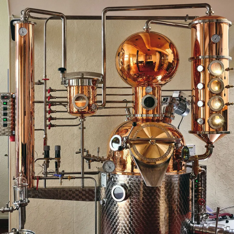 Image du carousel qui illustre: Assemblez votre whisky (70cl) à Paris