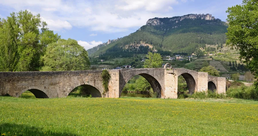 Image du carousel qui illustre: Pont De Quezac à Gorges du Tarn Causses