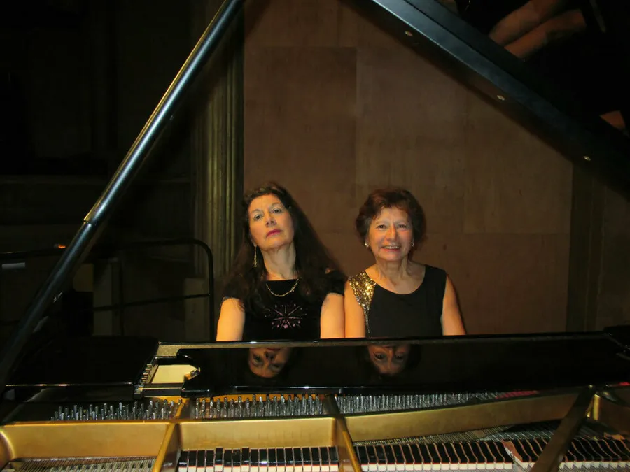 Image du carousel qui illustre: Concert : récital de piano Un salon romantique à Sainte-Céronne-lès-Mortagne
