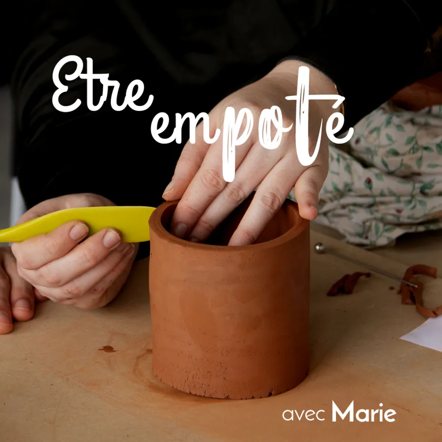 Image du carousel qui illustre: Modelez votre pot sur pieds à Reims