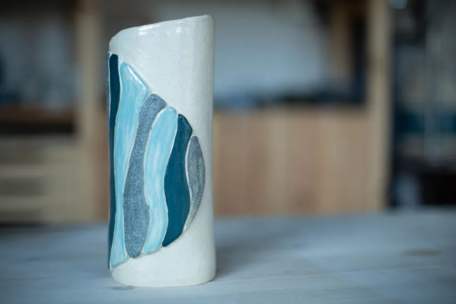 Image du carousel qui illustre: Modelez votre vase en céramique à Bron
