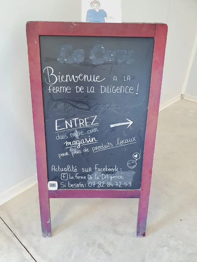 Image du carousel qui illustre: La Ferme De La Diligence (distributeur Automatique) à Aubeterre