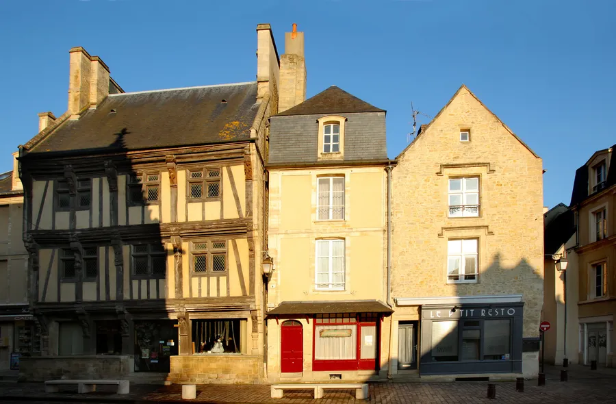 Image du carousel qui illustre: Visites Guidées Du Vieux Bayeux à Bayeux