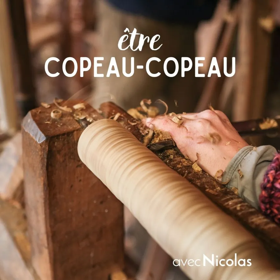 Image du carousel qui illustre: Initiez-vous au tour à bois à perche à Montbrun-Bocage