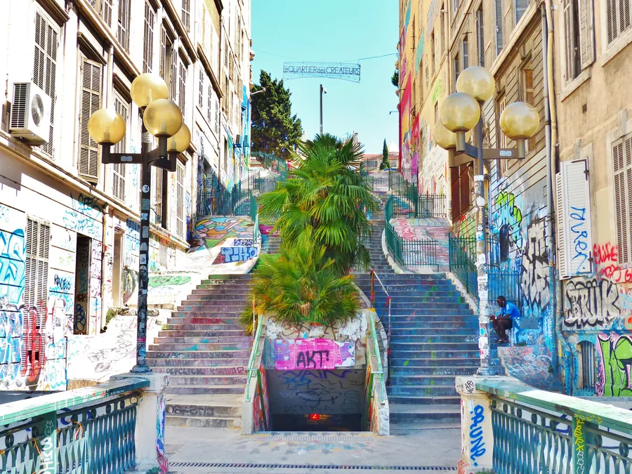 Image du carousel qui illustre: Quartier Multiculturel à Marseille