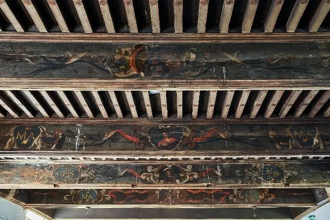 Image du carousel qui illustre: Explorez la salle des déclamations et son décor peint à Cahors