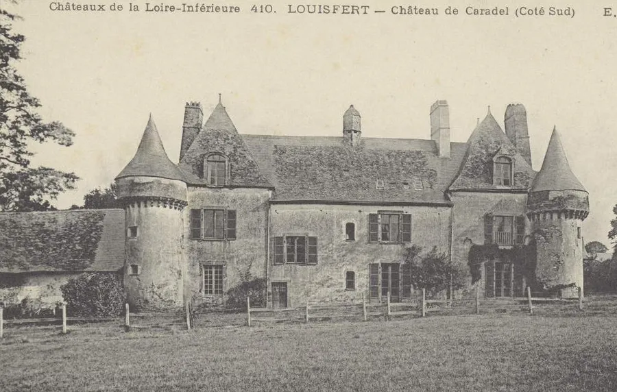 Image du carousel qui illustre: Chateau De Caratel à Louisfert