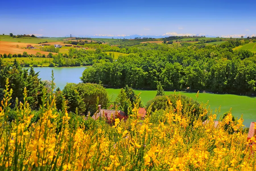 Image du carousel qui illustre: Lac De La Thesauque à Montgeard