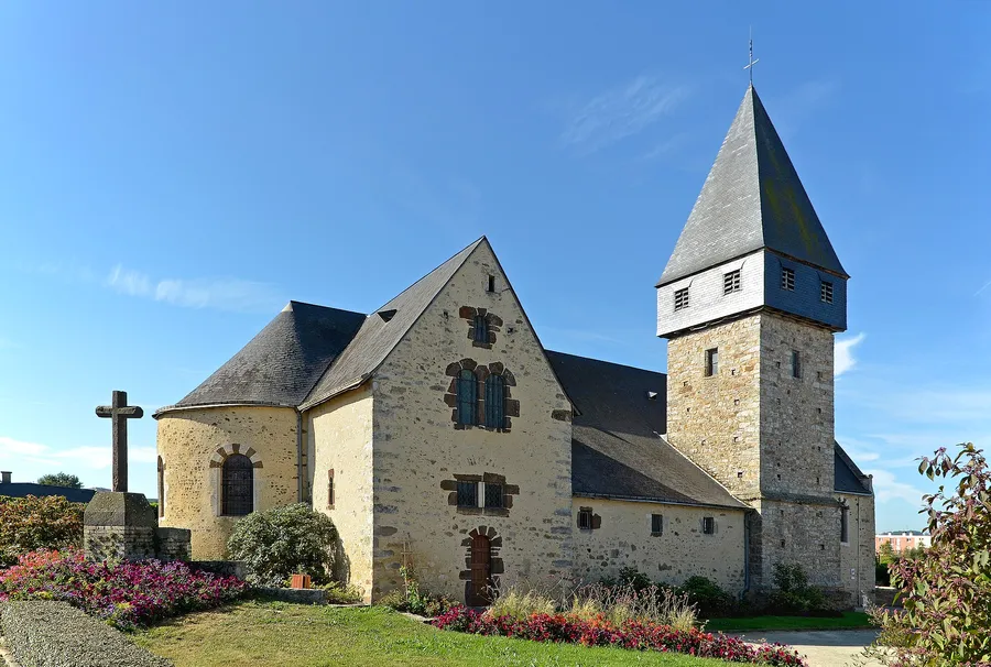 Image du carousel qui illustre: Eglise St-nicolas à Coulaines