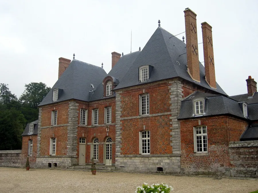 Image du carousel qui illustre: Château De Mesnil Geoffroy à Ermenouville